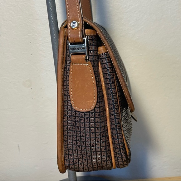 Ted Lapidus Paris Vintage 80s Monogram Leather Crossbody Bag flap closure - Picture 3 of 16